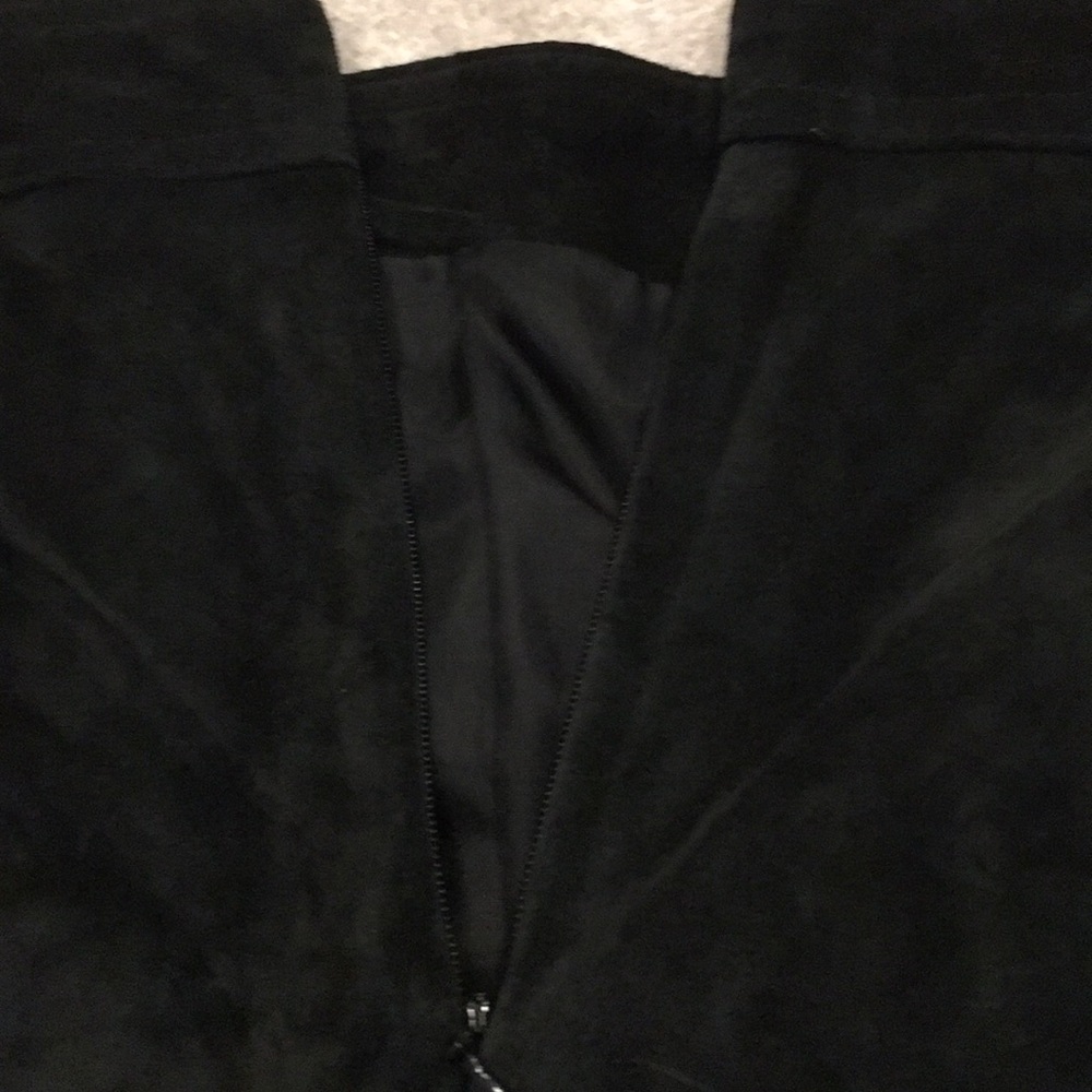 Black 100% leather Context skirt. - Picture 5 of 7